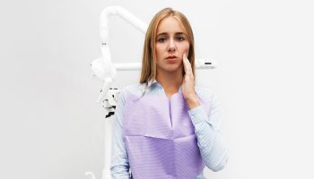 Why Does My Tooth Feel Loose? Understanding How Plaque Weakens Tooth Stability