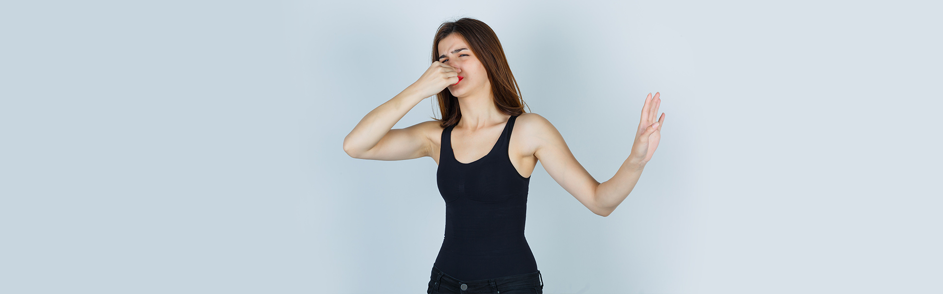 Does Tooth Decay Cause Bad Breath? Signs It’s Time to See a Dentist