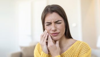 How to Fix a Broken Front Tooth? Explore Treatment Options